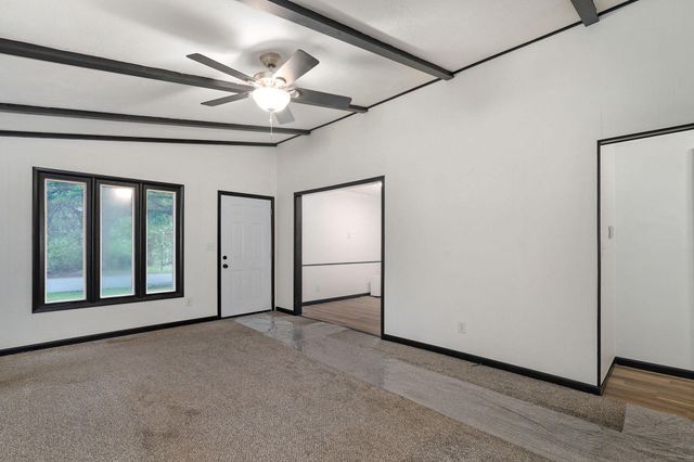 659 Knox Avenue, Hollister, MO 65672