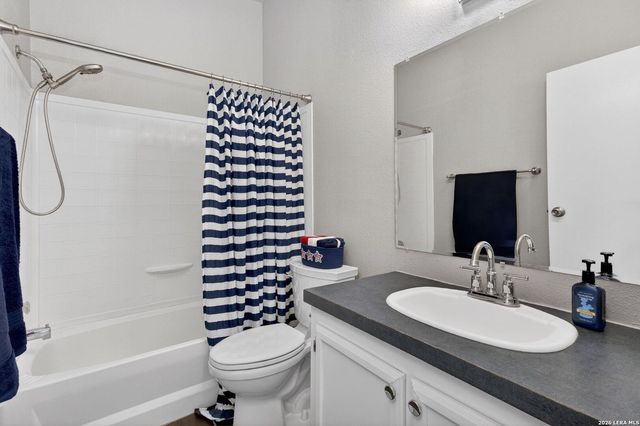 407 High Ridge Drive, Seguin, TX 78155
