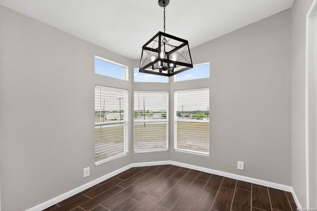 407 High Ridge Drive, Seguin, TX 78155
