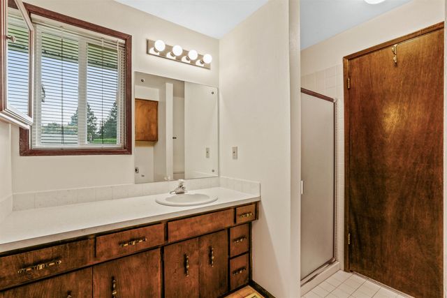 2304 S Bannen Rd, Veradale, WA 99037