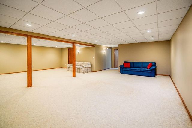 N7079 Pine Lane, Holmen, WI 54636