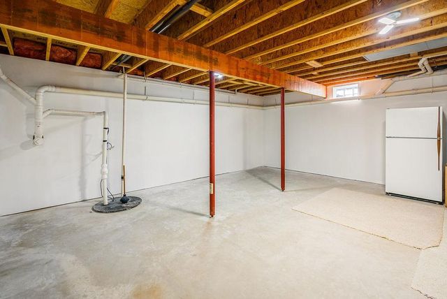 N7079 Pine Lane, Holmen, WI 54636