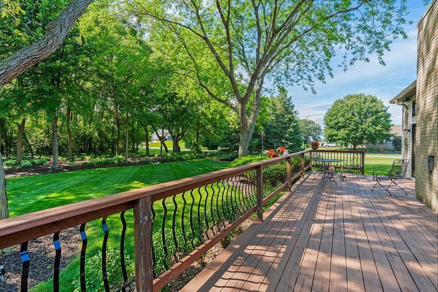 N7079 Pine Lane, Holmen, WI 54636