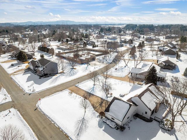 N7079 Pine Lane, Holmen, WI 54636