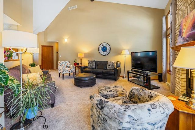 N7079 Pine Lane, Holmen, WI 54636