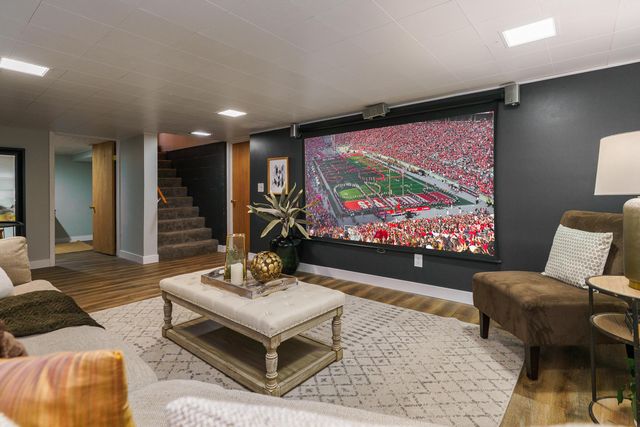 221 Deland Avenue, Columbus, OH 43214