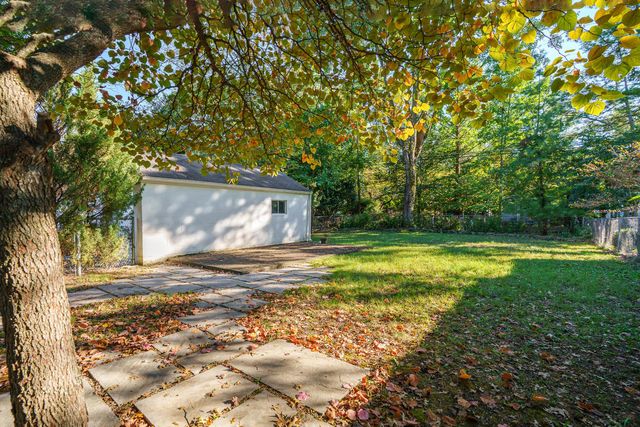 221 Deland Avenue, Columbus, OH 43214