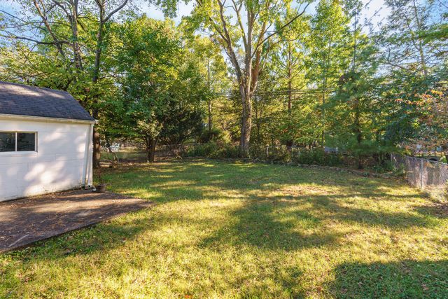 221 Deland Avenue, Columbus, OH 43214