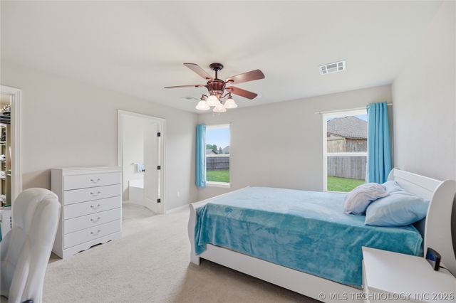 14609 S Oak Court, Glenpool, OK 74033