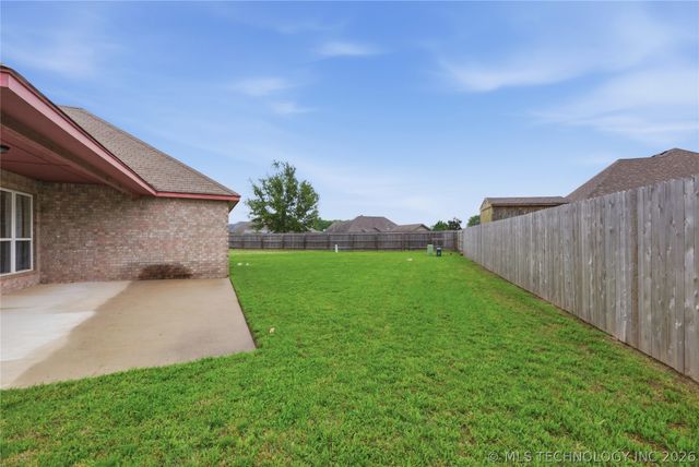 14609 S Oak Court, Glenpool, OK 74033