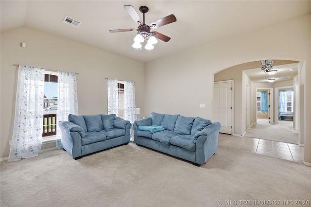 14609 S Oak Court, Glenpool, OK 74033