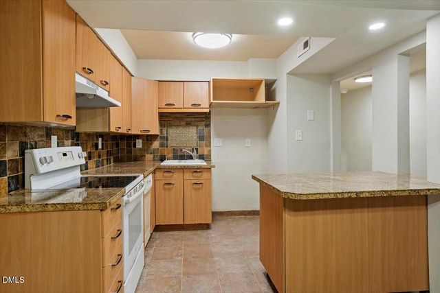 7124 Longstreet Drive C, Raleigh, NC 27615