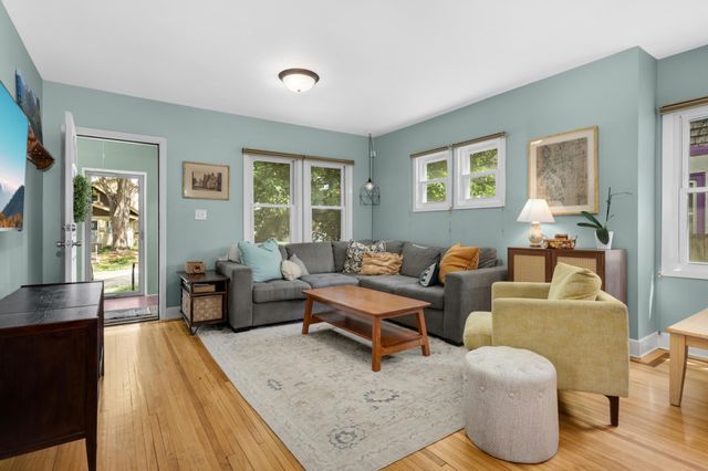 4224 45th Avenue S, Minneapolis, MN 55406