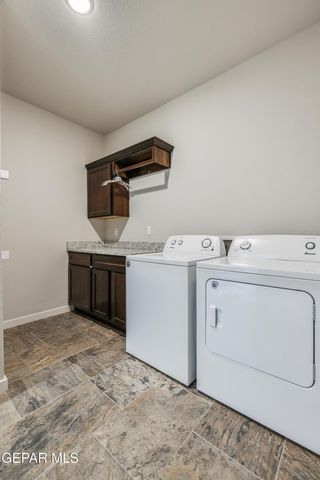 7821 ENCHANTED RIDGE Drive, El Paso, TX 79911