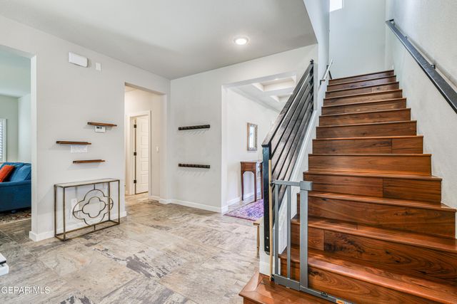 7821 ENCHANTED RIDGE Drive, El Paso, TX 79911