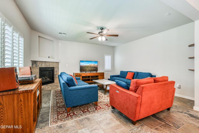 7821 ENCHANTED RIDGE Drive, El Paso, TX 79911