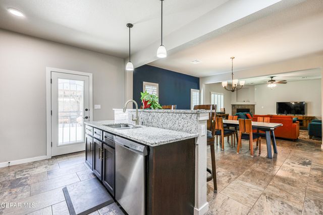 7821 ENCHANTED RIDGE Drive, El Paso, TX 79911