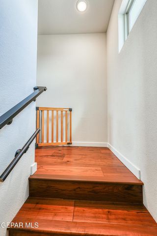 7821 ENCHANTED RIDGE Drive, El Paso, TX 79911