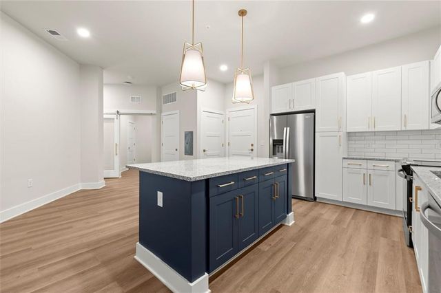 2648 Sandy Plains Road 218, Marietta, GA 30066