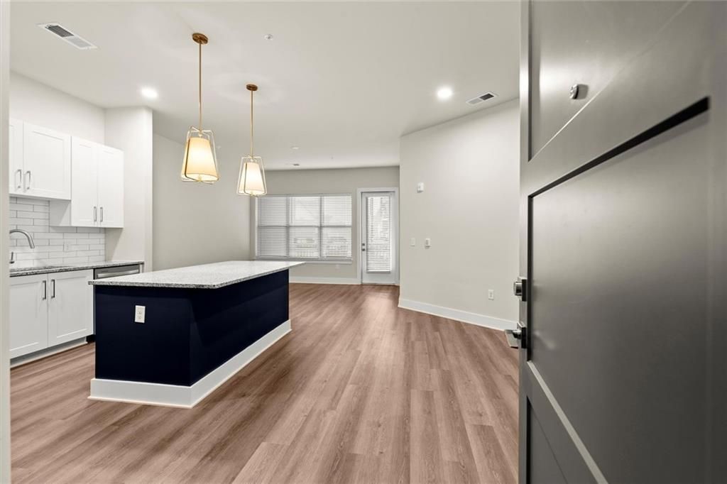 2648 Sandy Plains Road 218, Marietta, GA 30066