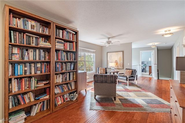 346 Waterside Drive, Avon Lake, OH 44012