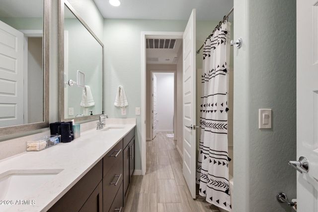 21076 E ESTRELLA Road, Queen Creek, AZ 85142