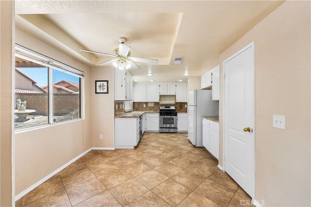 43652 Andale, Lancaster, CA 93535