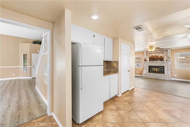 43652 Andale, Lancaster, CA 93535
