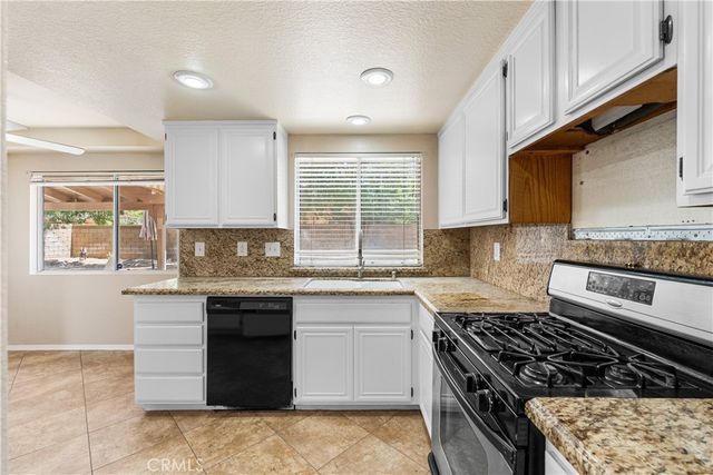 43652 Andale, Lancaster, CA 93535
