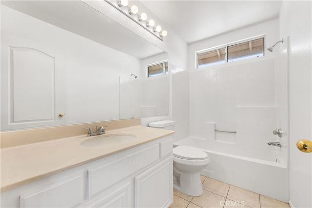 43652 Andale, Lancaster, CA 93535