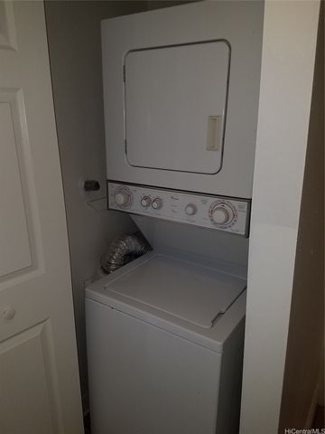 500 University Avenue 134, Honolulu, HI 96826