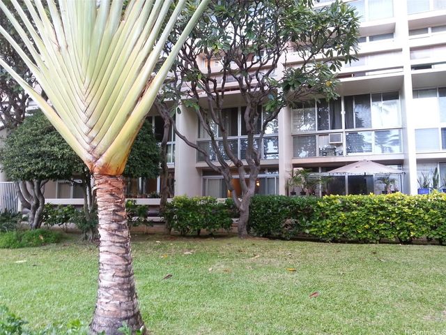 500 University Avenue 134, Honolulu, HI 96826