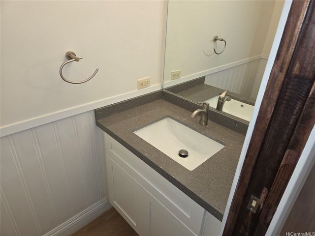 500 University Avenue 134, Honolulu, HI 96826