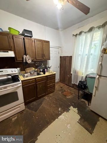3013 N BAILEY ST, Philadelphia, PA 19132