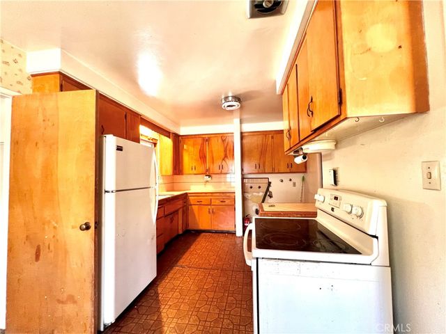5459 Cambridge, Montclair, CA 91763