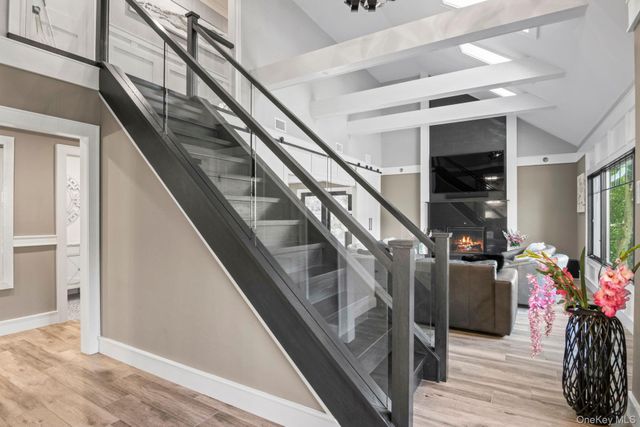 131 Fleets Cove Road, Huntington, NY 11743