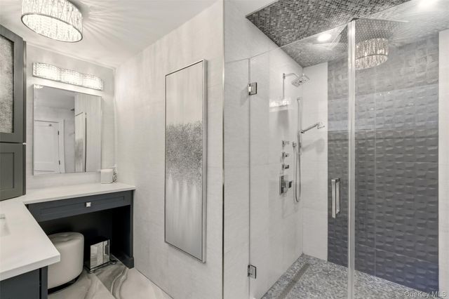 131 Fleets Cove Road, Huntington, NY 11743