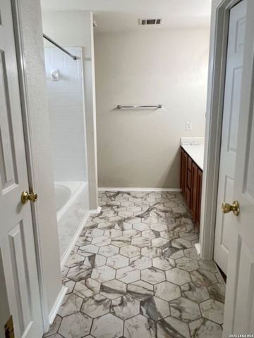 9602 Palomino Path, San Antonio, TX 78254