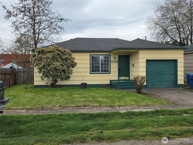 1306 S 3rd Avenue, Kelso, WA 98626