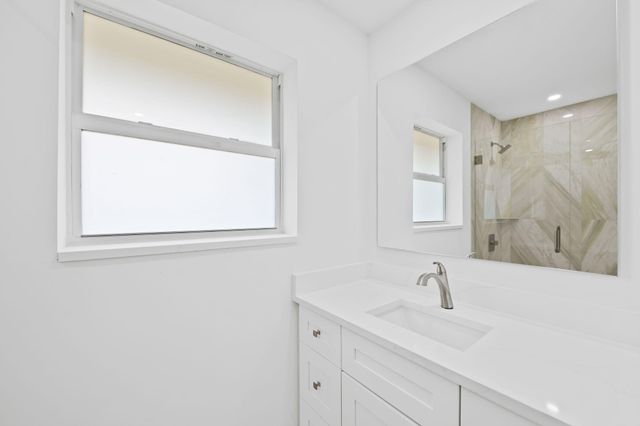 800 SW 4TH Street, Boca Raton, FL 33486