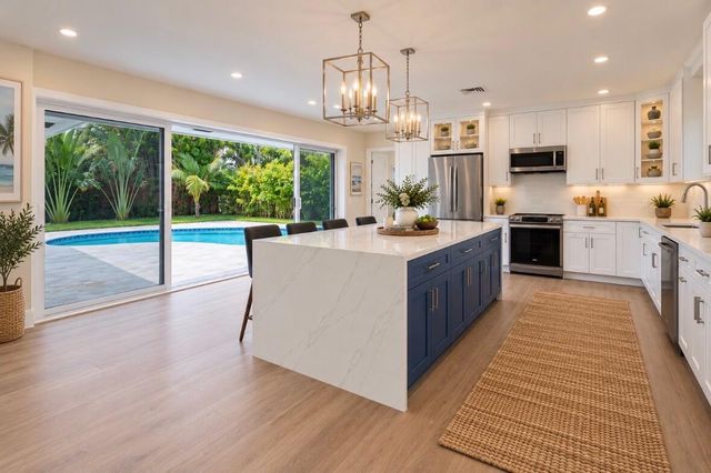 800 SW 4TH Street, Boca Raton, FL 33486