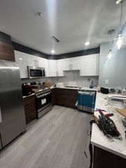 7-9 University A, Brookline, MA 02445