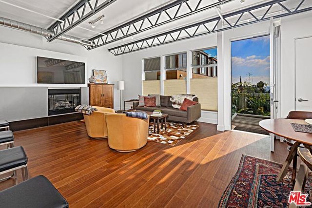 1250 N Harper Avenue 416, West Hollywood, CA 90046