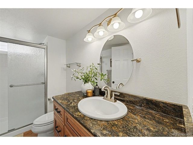 9845 Spring Hill St, Highlands Ranch, CO 80129