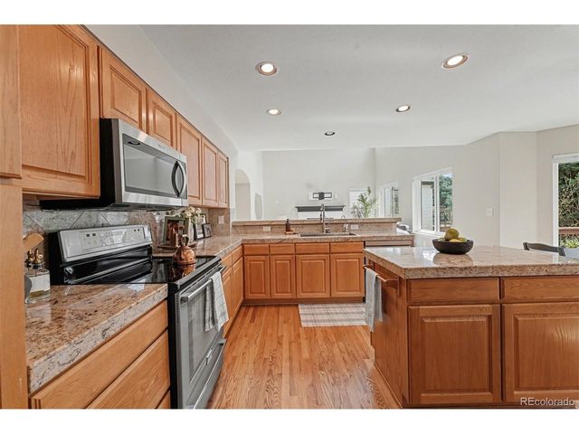 9845 Spring Hill St, Highlands Ranch, CO 80129