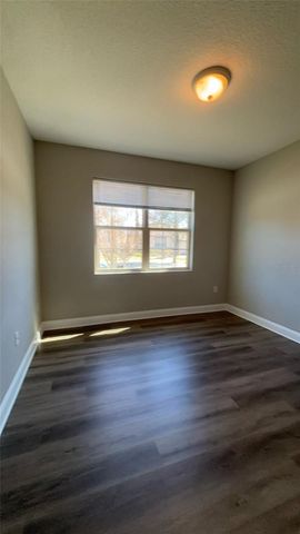 5172 APPENINE LOOP E, St Cloud, FL 34771