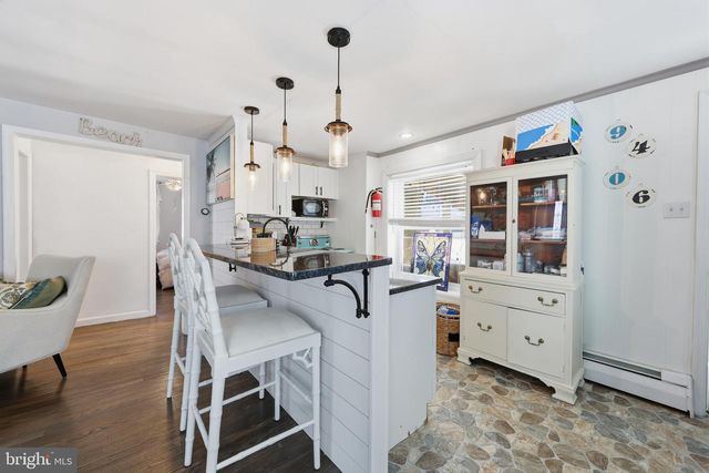 9406 PACIFIC AVE, Margate City, NJ 08402