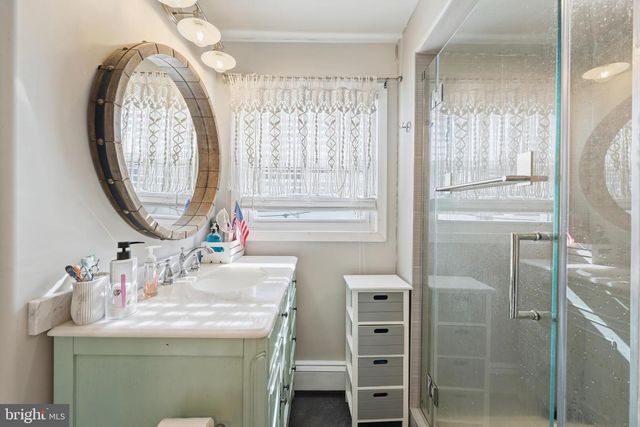 9406 PACIFIC AVE, Margate City, NJ 08402