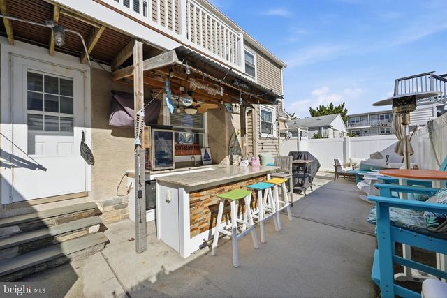 9406 PACIFIC AVE, Margate City, NJ 08402