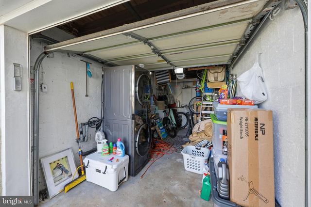 9406 PACIFIC AVE, Margate City, NJ 08402